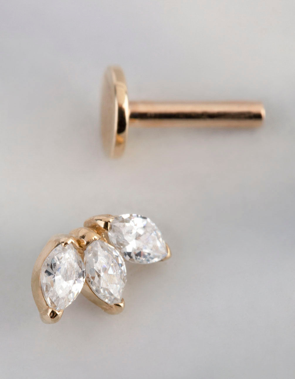 9ct Gold Cubic Zirconia Cluster Flat Back