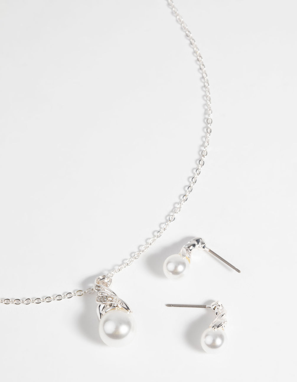 Silver Pearl Necklace & Earring Set