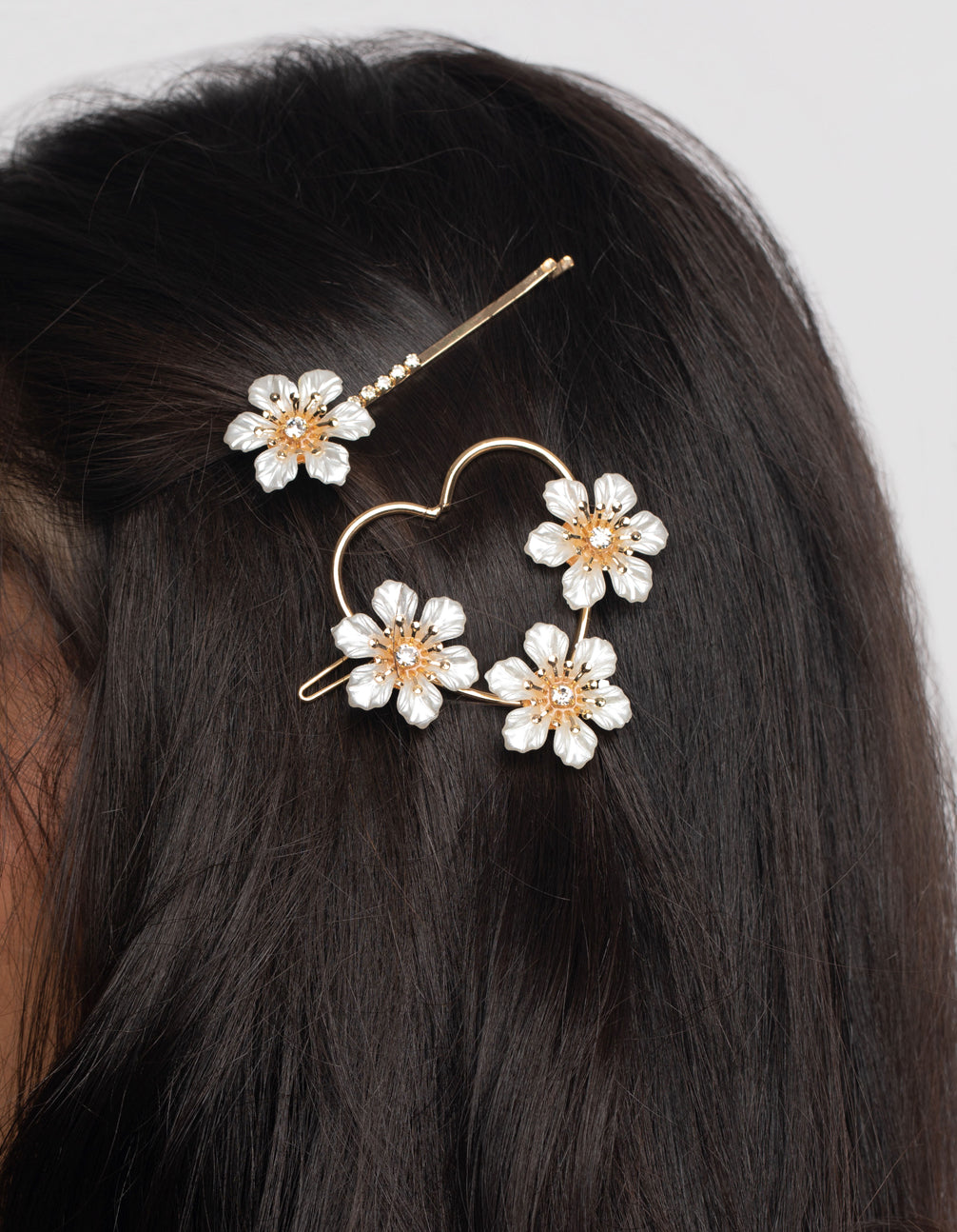 Gold Pearlised Flower Clips