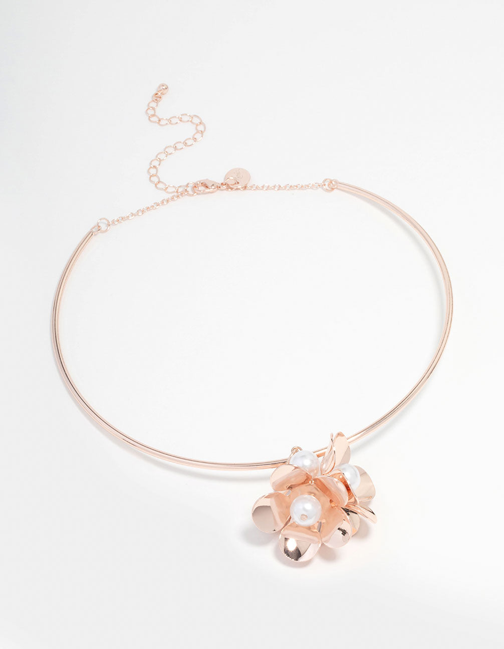 Rose Gold Pearl Flower Pendant Choker