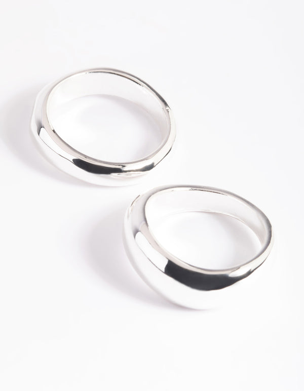 Crafted from silver plated material irregular ring set with statement style front view