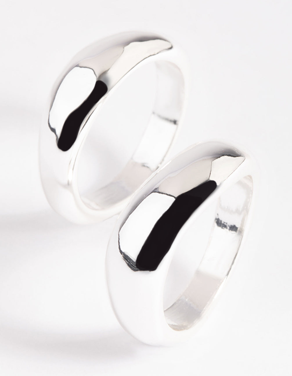 Designed with silver plated irregular ring set featuring statement style close up view