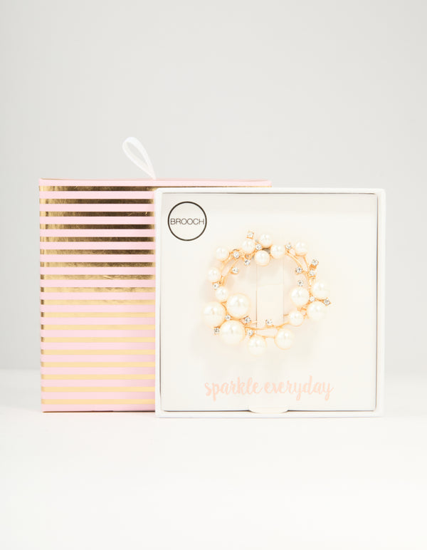 Gold Pearl Wreath Brooch