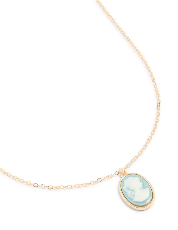 Gold Round Face Pendant Necklace