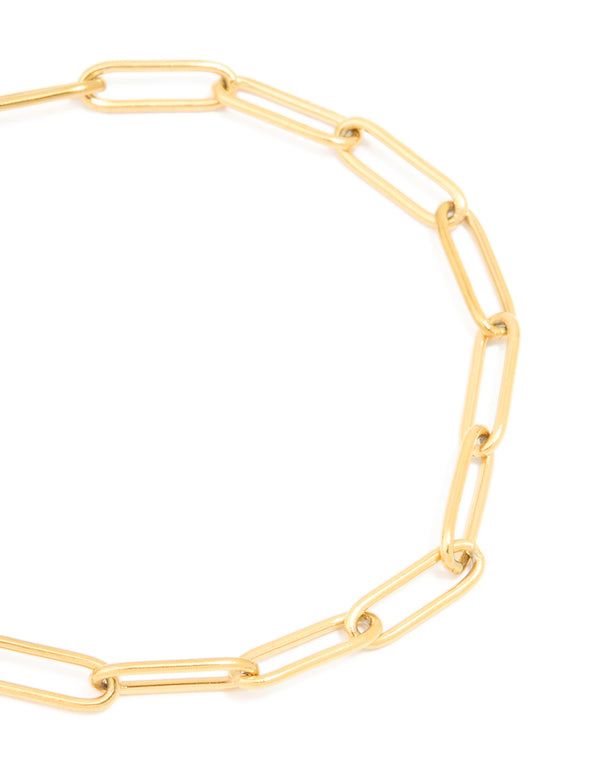 Highlighting the waterproof gold plated stainless steel open oval link chain bracelet close up view