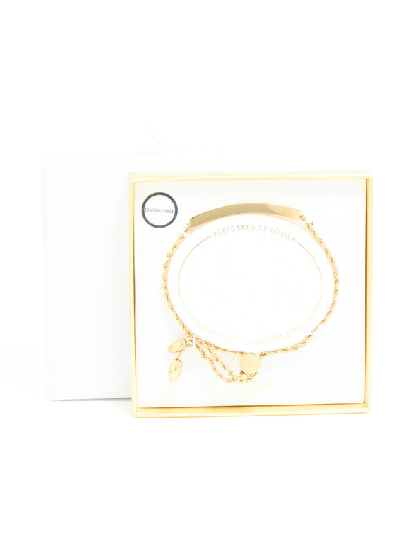 Designed with waterproof gold plated stainless steel, this twist engravable bar toggle bracelet closure detail view
