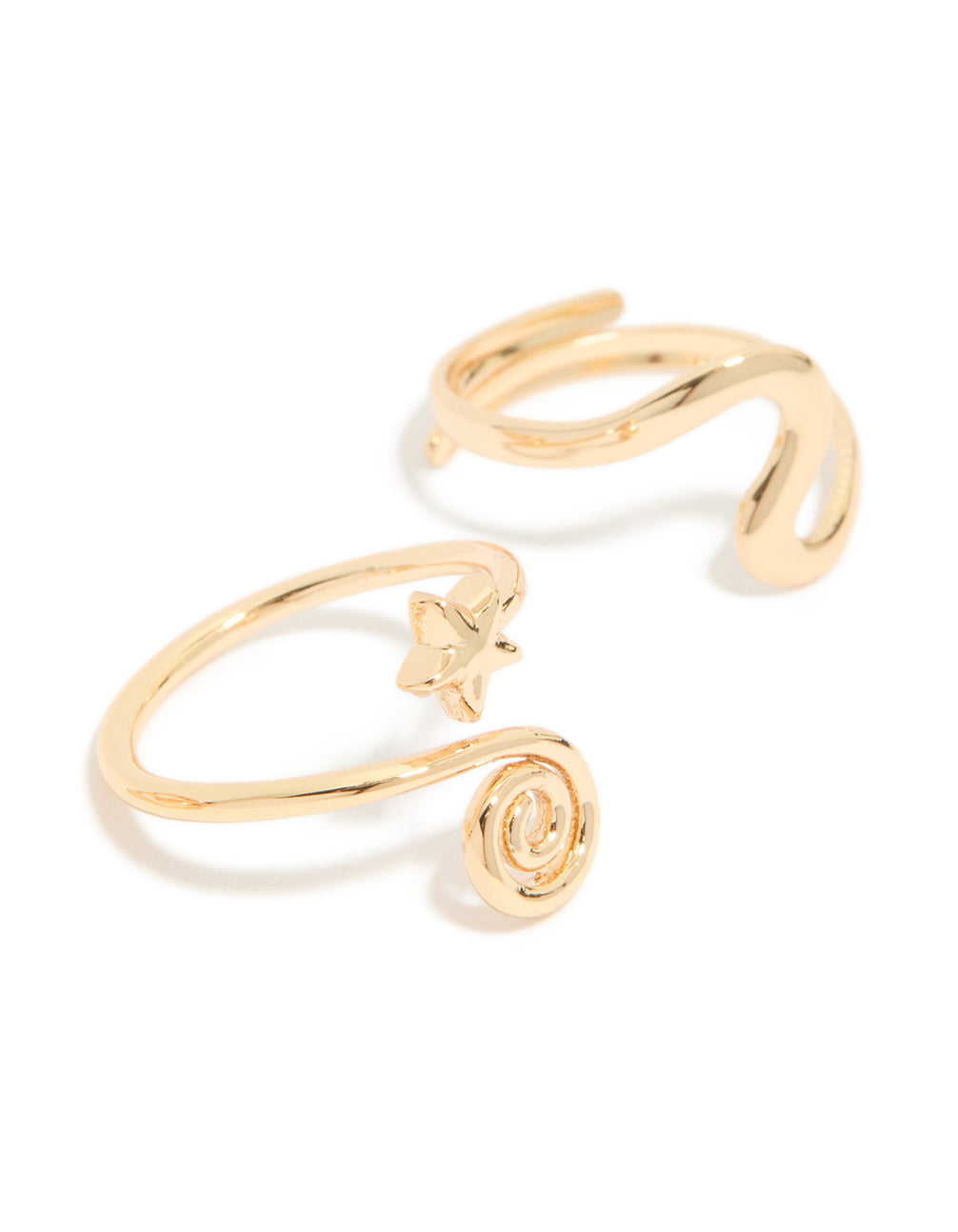 Crafted with star celestial featuring 3-pack gold layered and swirl toe rings detail view