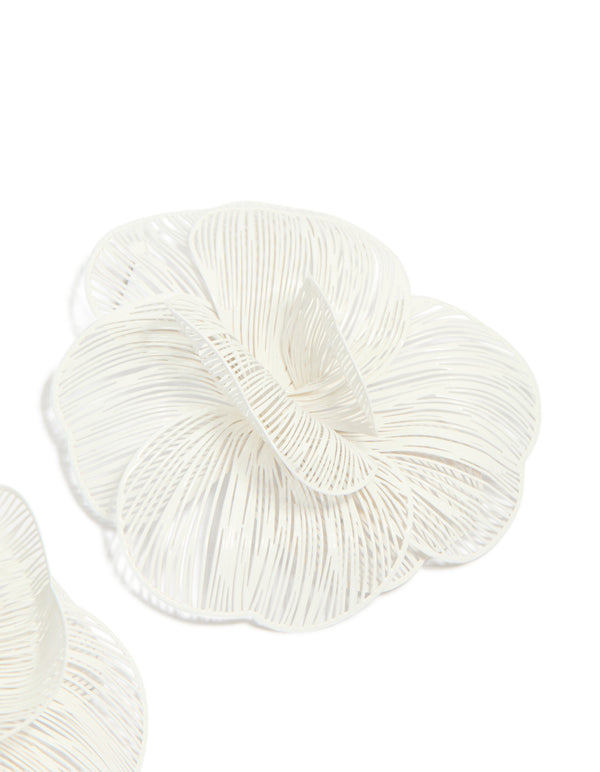 Highlighting white coated metal full flower stud earrings with floral pattern in ivory post detail view