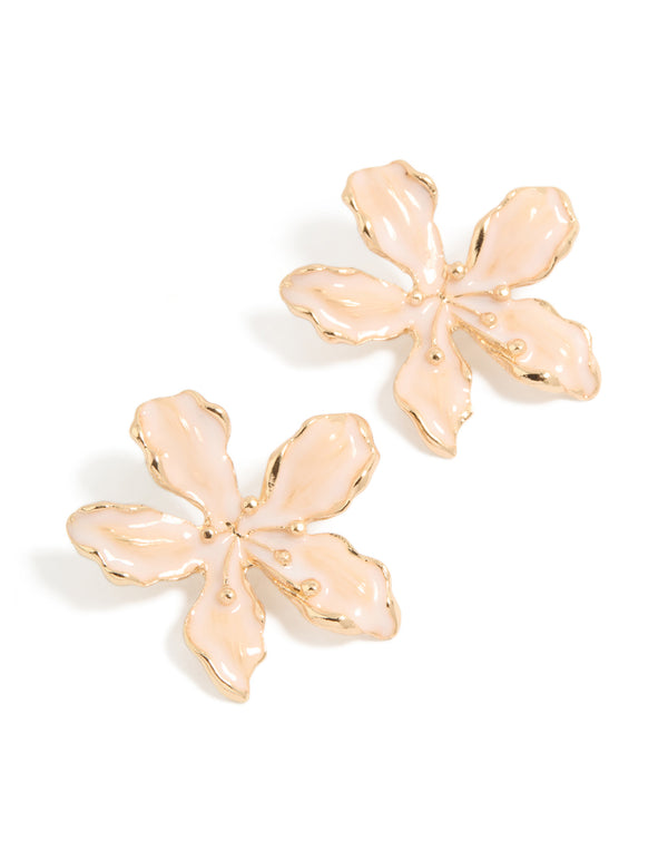 Showcasing floral stud earrings crafted from enamel with pink petals and gold trim front view