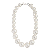Short Graduating Single Strand Pearl Necklace - link has visual effect only
