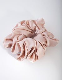 Cream Large Scrunchie - link has visual effect only