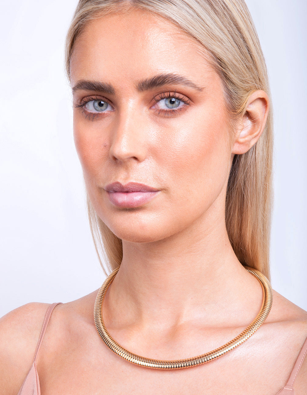 Gold Single Row Twist Choker
