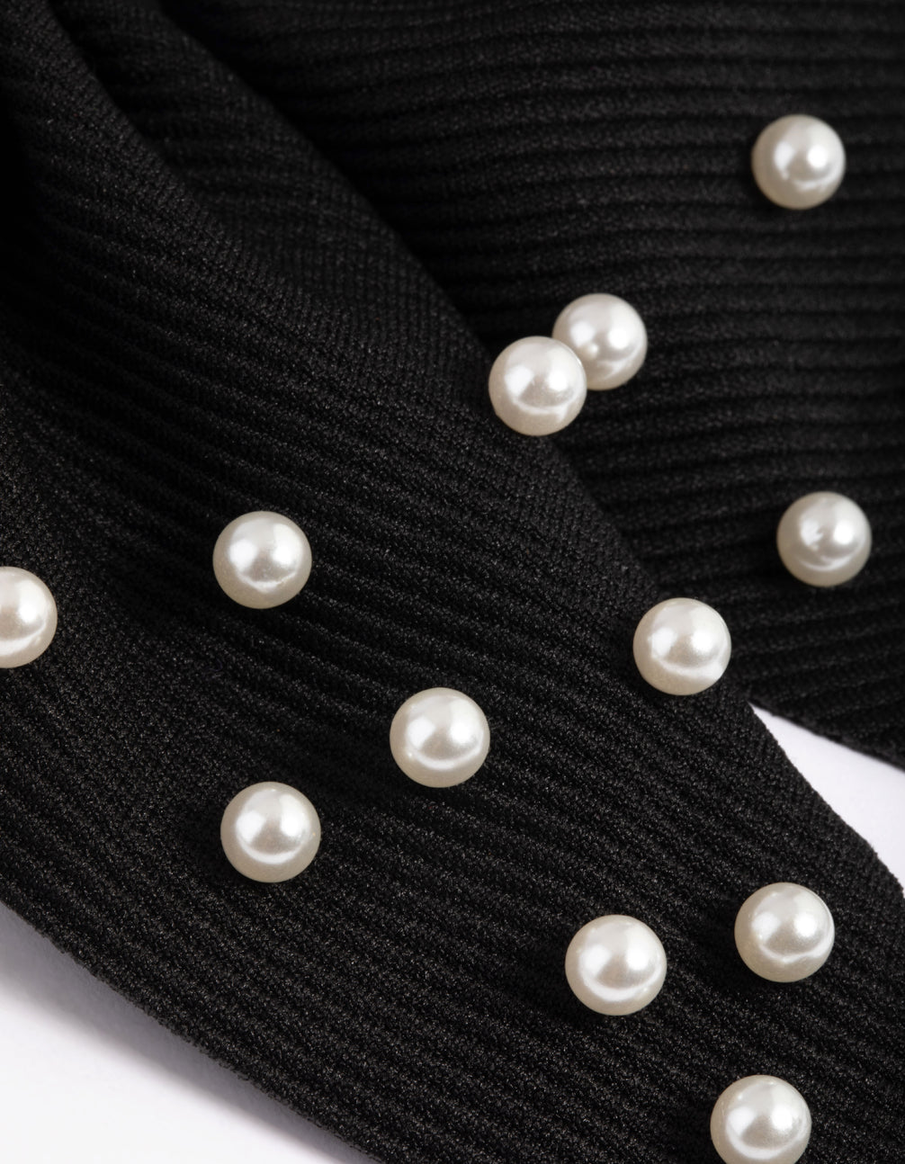 Black Pearl Bow Clip