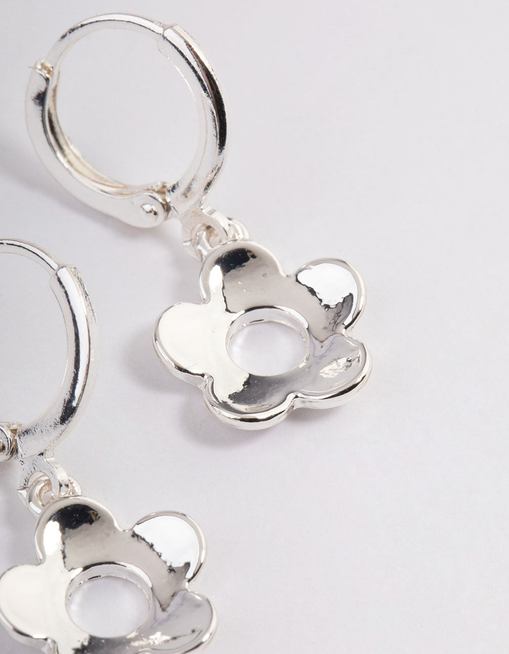 Silver '90s Flower Mini Hoop Earrings