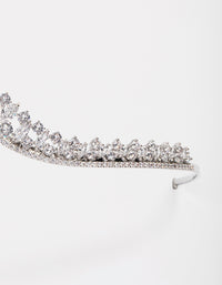 Silver Cubic Zirconia Mixed Stone Pointed Crown - link has visual effect only