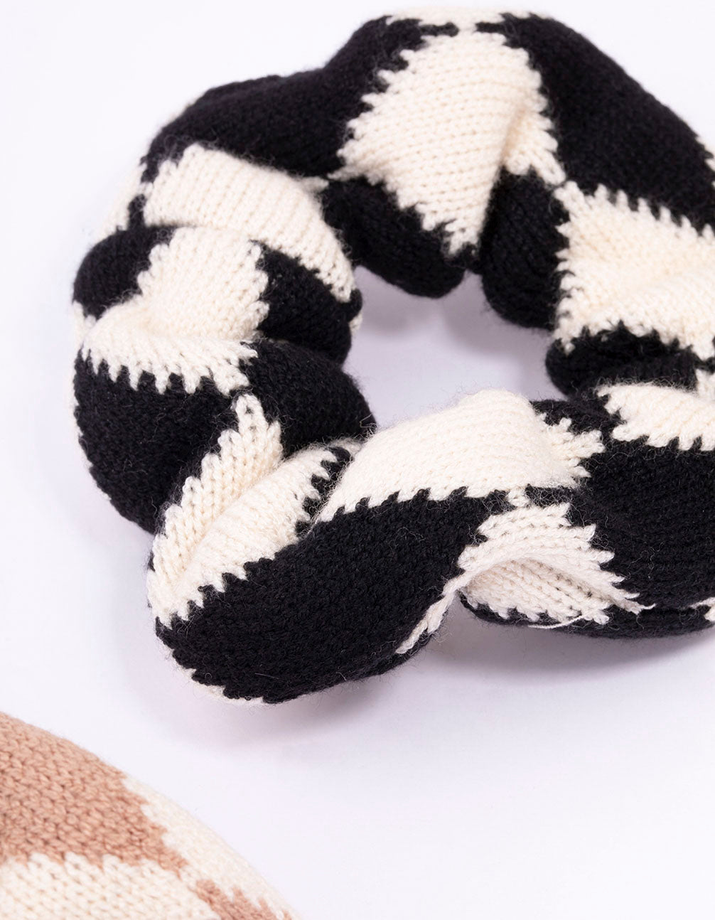 Fabric Knotted Checkered Hair Scrunchie Pack