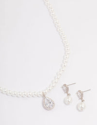 Silver Multi Cubic Zirconia Jewellery Set - link has visual effect only
