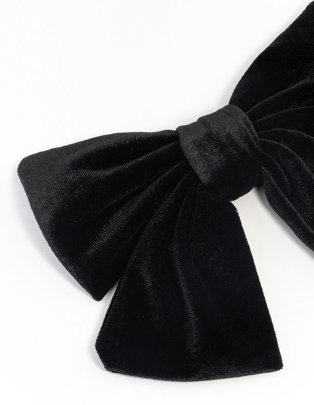 Medium Relaxed Velvet Bow clip