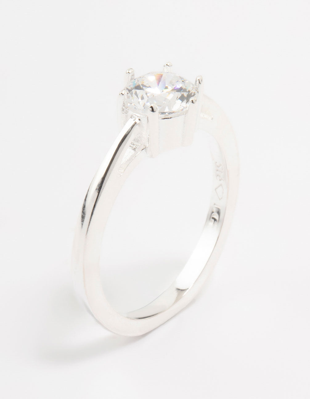 Close look at sterling silver 1 carat cubic zirconia 6 claw ring side detail view
