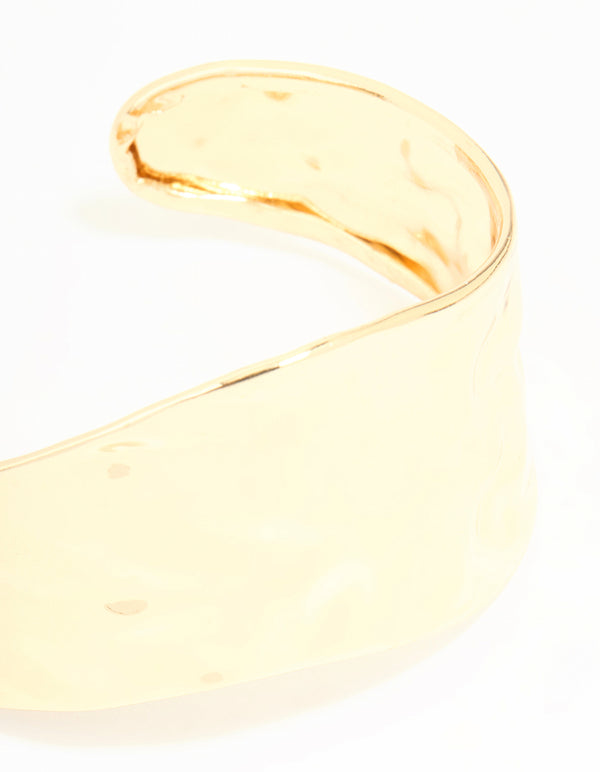 Gold Hammered Wavy Wrist Cuff
