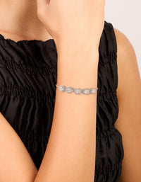 Silver Cubic Zirconia Circle Toggle Bracelet - link has visual effect only