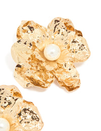 Gold Pearl Center Organic Flower Earrings - link has visual effect only