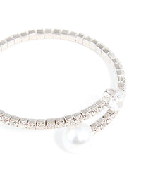 Silver Cubic Zirconia Round Pearl Wrist Cuff - link has visual effect only