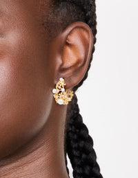 Gold Plated Acrylic Flower Graduating Huggie Earrings - link has visual effect only