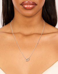 Waterproof Stainless Steel Interlock Loops Pendant Necklace - link has visual effect only