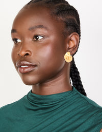 Waterproof Gold Plated Stainless Steel Curved Hoop Earrings - link has visual effect only