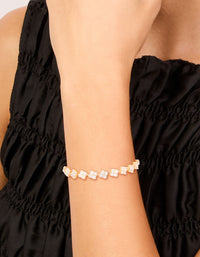Gold Plated Cubic Zirconia Flower Detail Toggle Bracelet - link has visual effect only