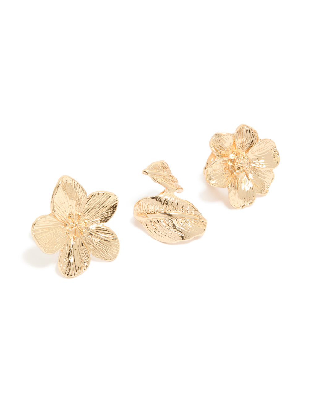Crafted in gold, this flower rings 3-pack features floral and leaf pattern front view