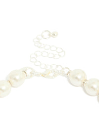 Silver Plated Diamante & Pearl Necklace - link has visual effect only