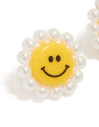 White and Yellow Acrylic Flower Smiley Face Stud Earrings - link has visual effect only