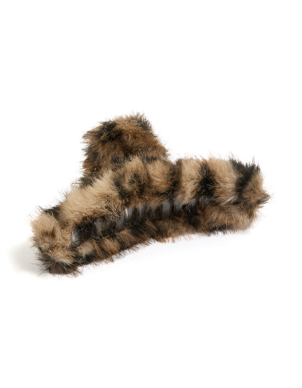 Showcasing a leopard print faux fur animal claw clip in tan, brown, and black front view