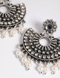 Mini Diamante Pearl Earrings - link has visual effect only