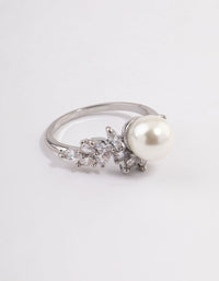 Silver Leafy Pearl Ring - link has visual effect only